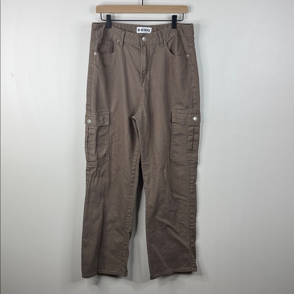 S.O.N.G Women’s Size 31 Brown Cargo Khaki Pants - Picture 1 of 8